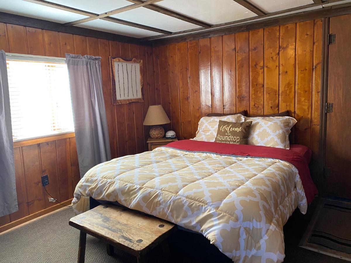 Roundtop Mountain Vista - Cabins And Motel Thermopolis Exterior foto